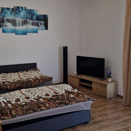 Apartament Sloneczny คอสต์ชึน นัด โอดรอม ภายนอก รูปภาพ